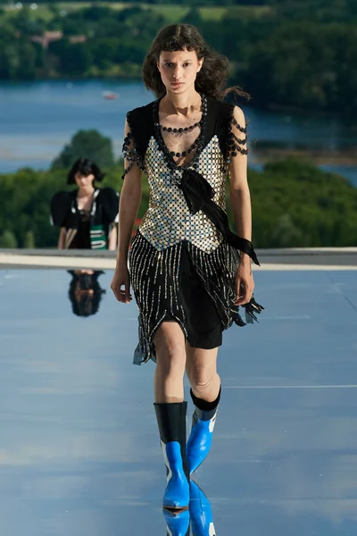 Look 40
